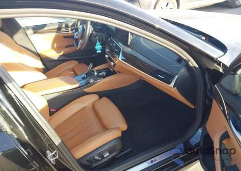 2021 BMW 530I z USA, uszkodzony, nr VIN WBA53BH04MWX08894